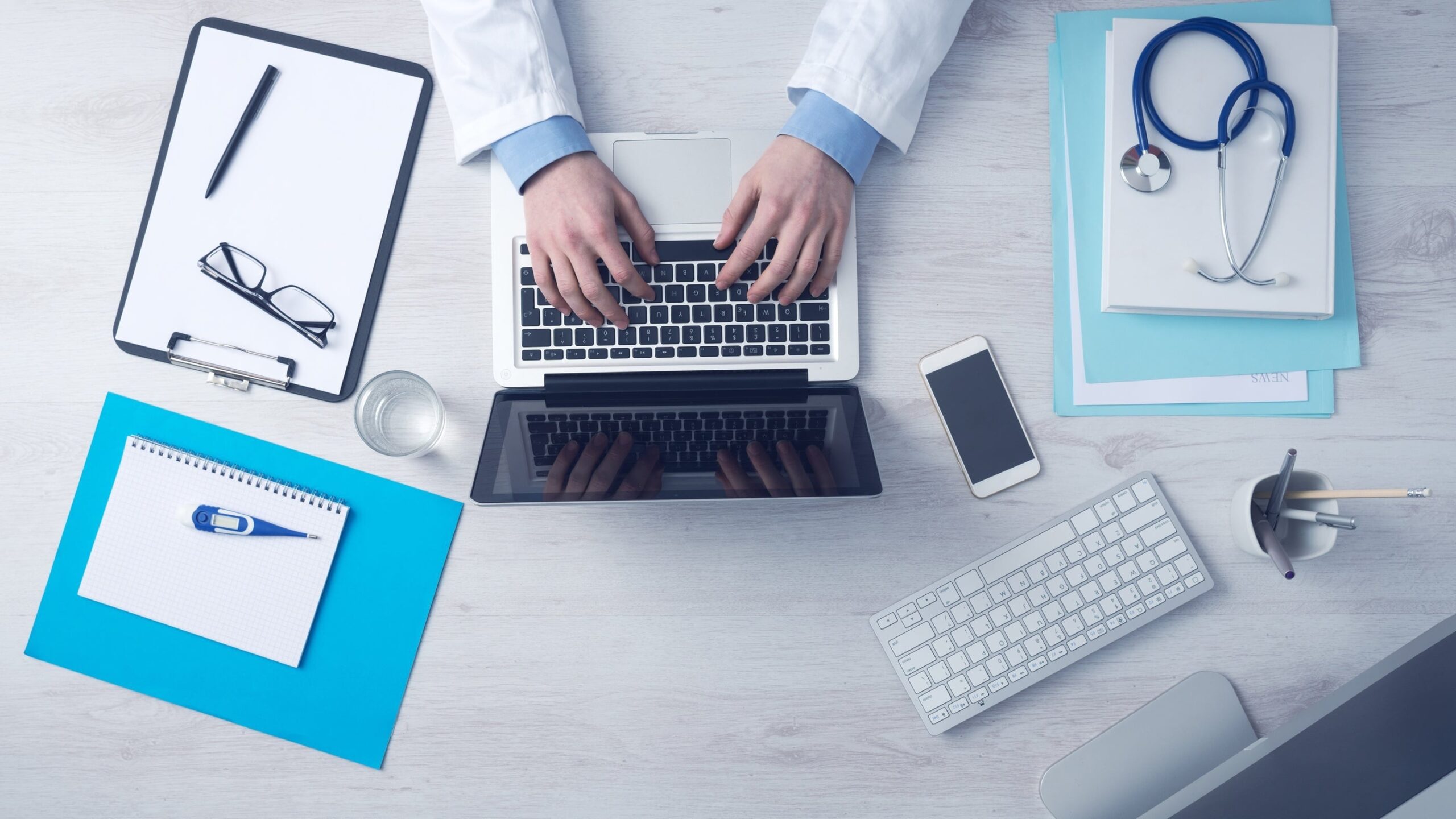 Inteligência Artificial na Saúde: IA Transforma Atendimento Médico e Gestão Hospitalar