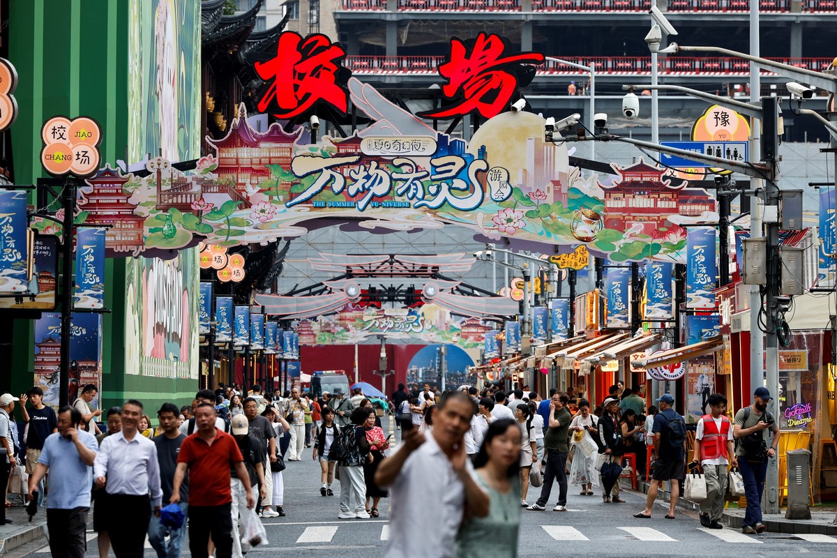 Economia chinesa desacelera e afeta mercado de veículos