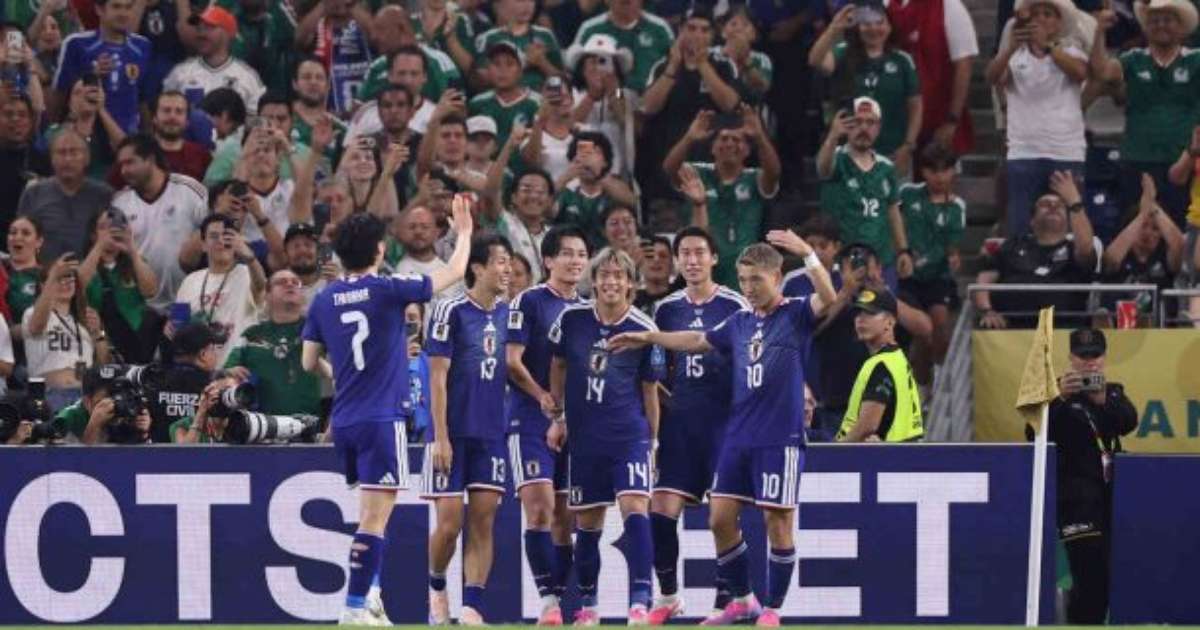 Futebol Japonês: A Evolução Tecnológica e Tática da Seleção desde Zico