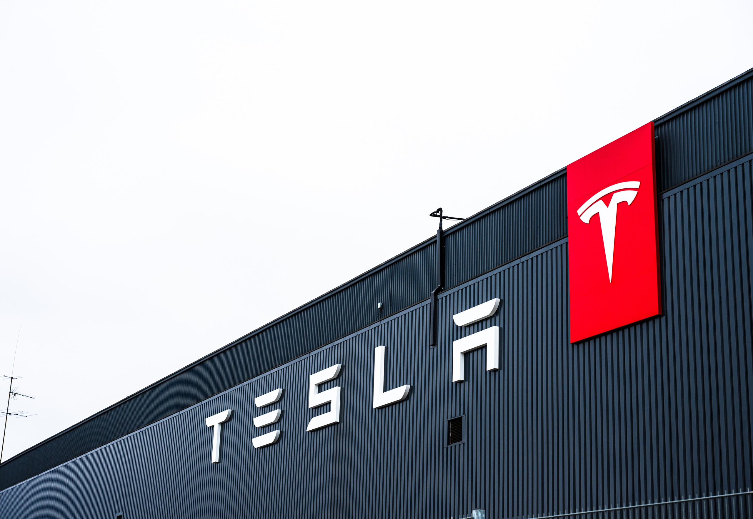 Tesla veículo autônomo acessível para cadeirantes avança em projeto