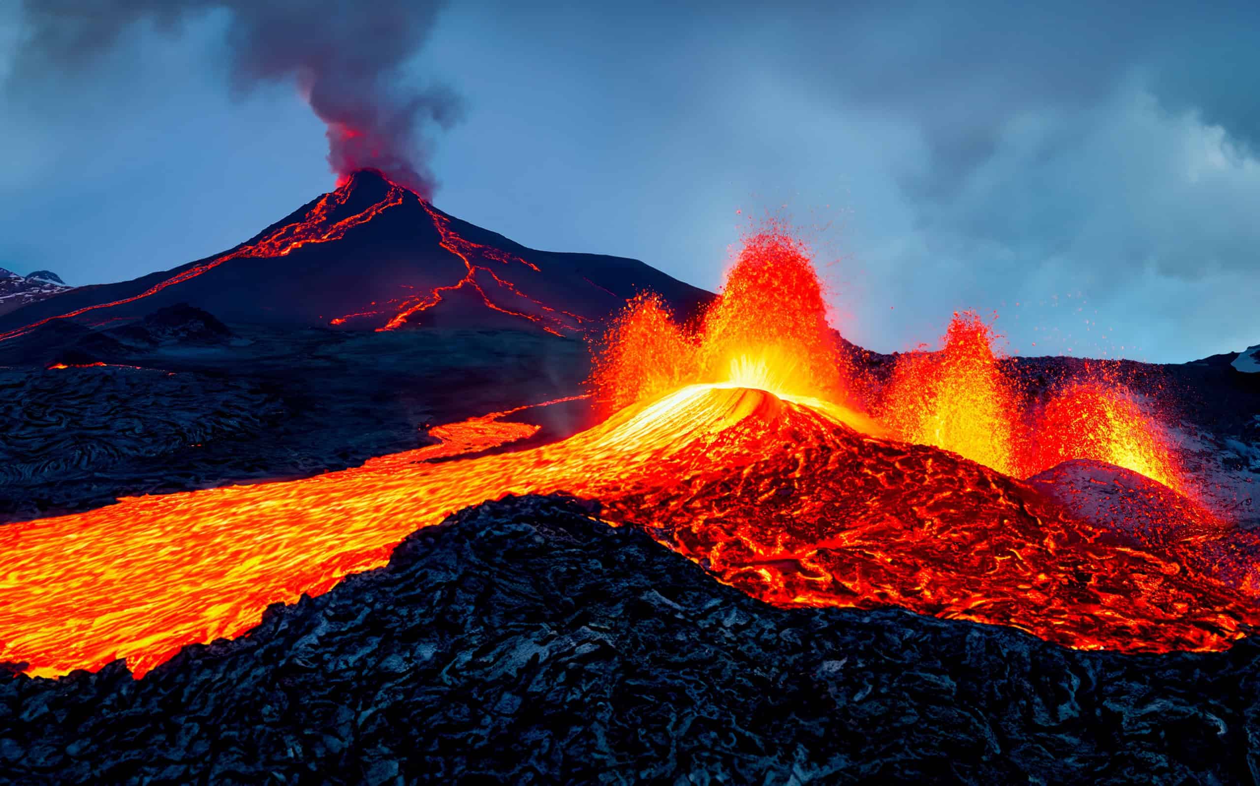 Erupções vulcânicas: gases ocultos que mudaram o clima e causaram extinções