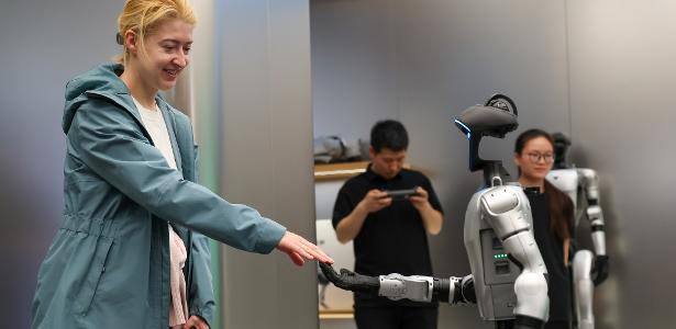 Robótica Humanoide: EUA e China Intensificam Batalha Tecnológica com Vetos e IPOs