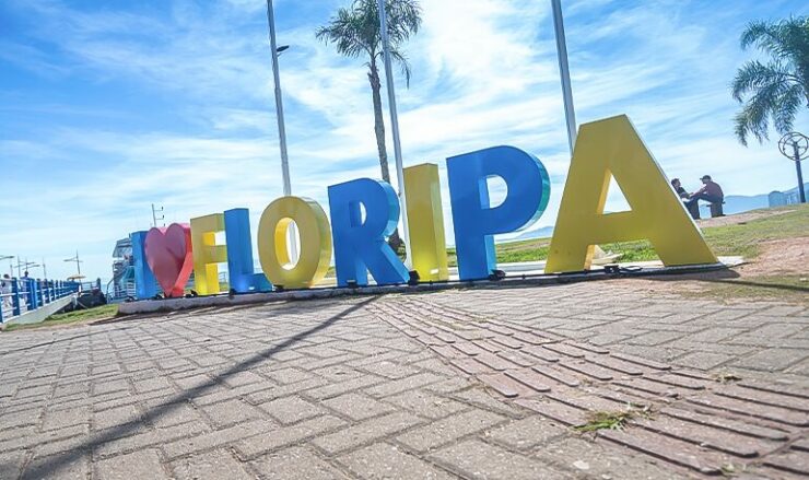 Startup Summit 2026: Florianópolis impulsiona IA e inovação no Brasil
