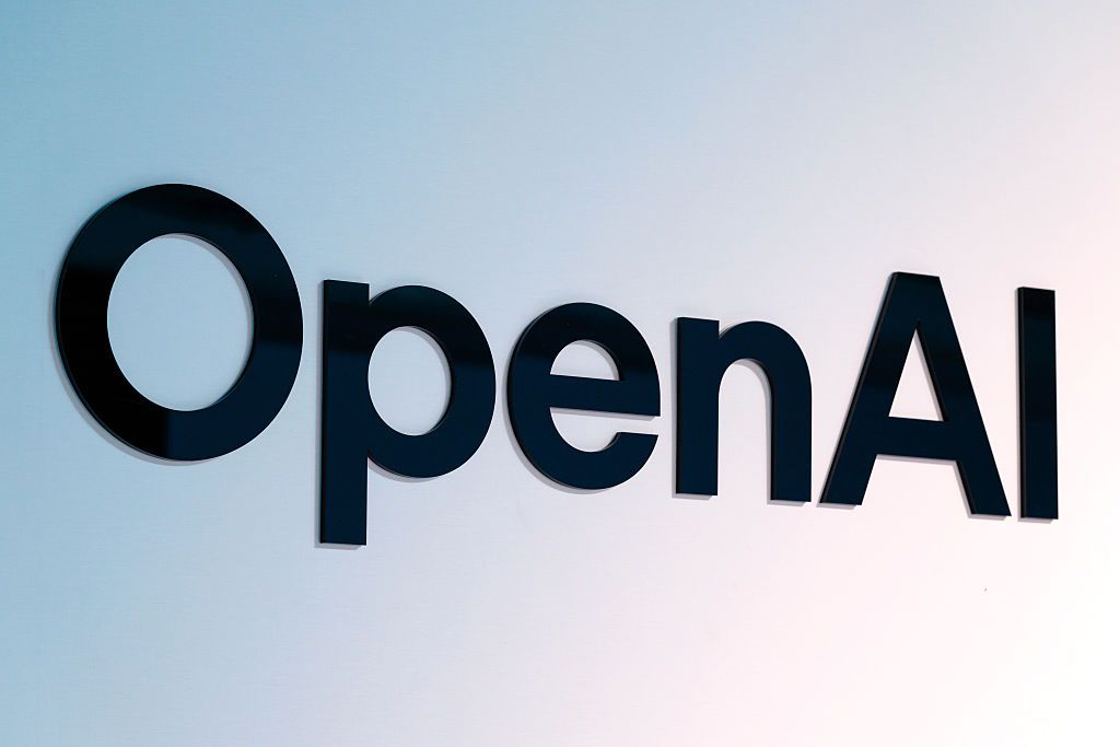 OpenAI Lança GPT-6.1 Sol: Desempenho de GPT-6 Astra com Custos Reduzidos