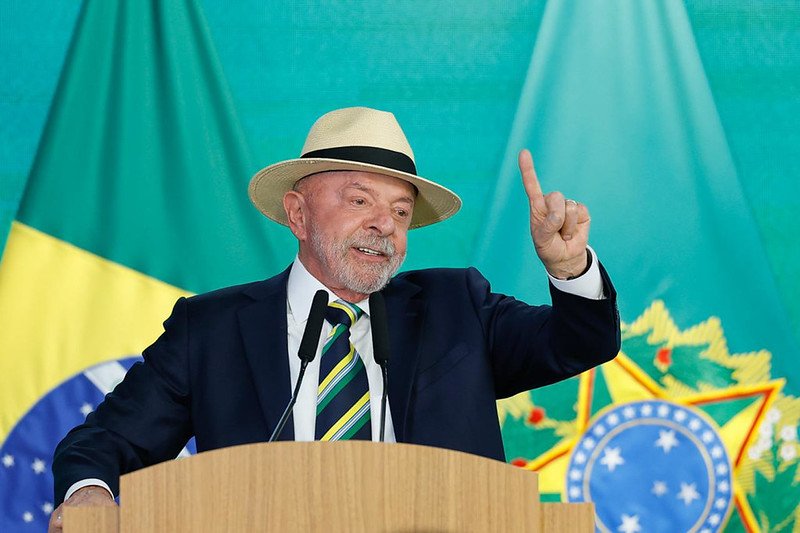 Algoritmos da Meta prejudicaram alcance de contas de Lula no Instagram