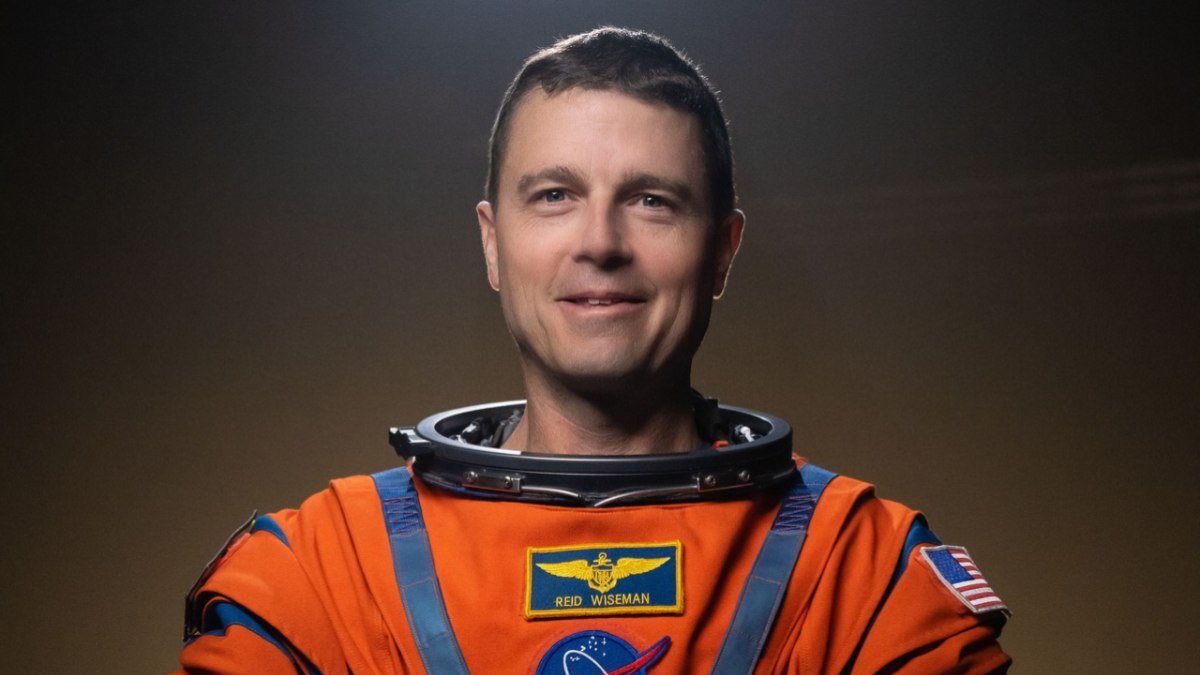 Artemis II: Comandante relata visão inédita da Terra e da Lua no espaço
