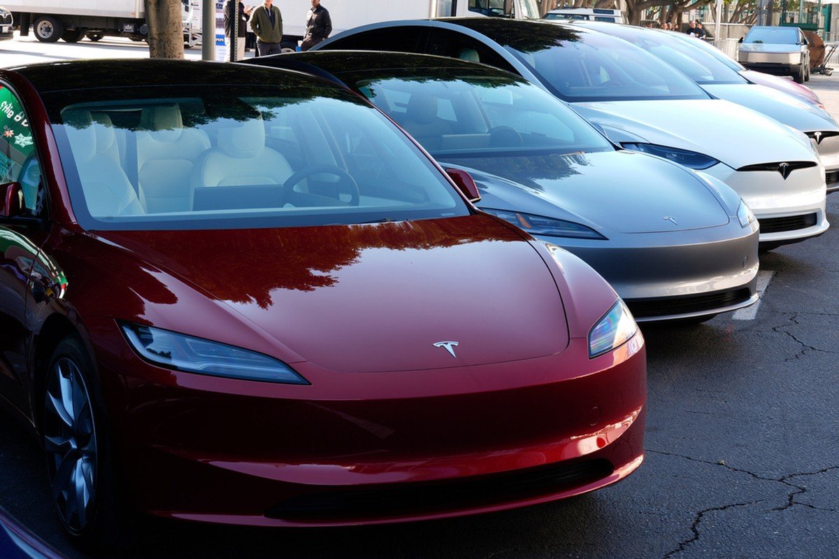 Lucro da Tesla cai 44% no 3º trimestre, mas supera estimativas de Wall Street