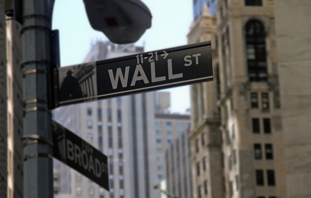 Setor de tecnologia impulsiona Nasdaq e S&P 500 em Nova York